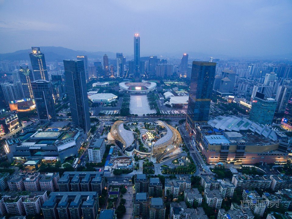 �V����h(hu��n)�V��(ch��ng)Parc Central-���@�е��̈�(ch��ng)